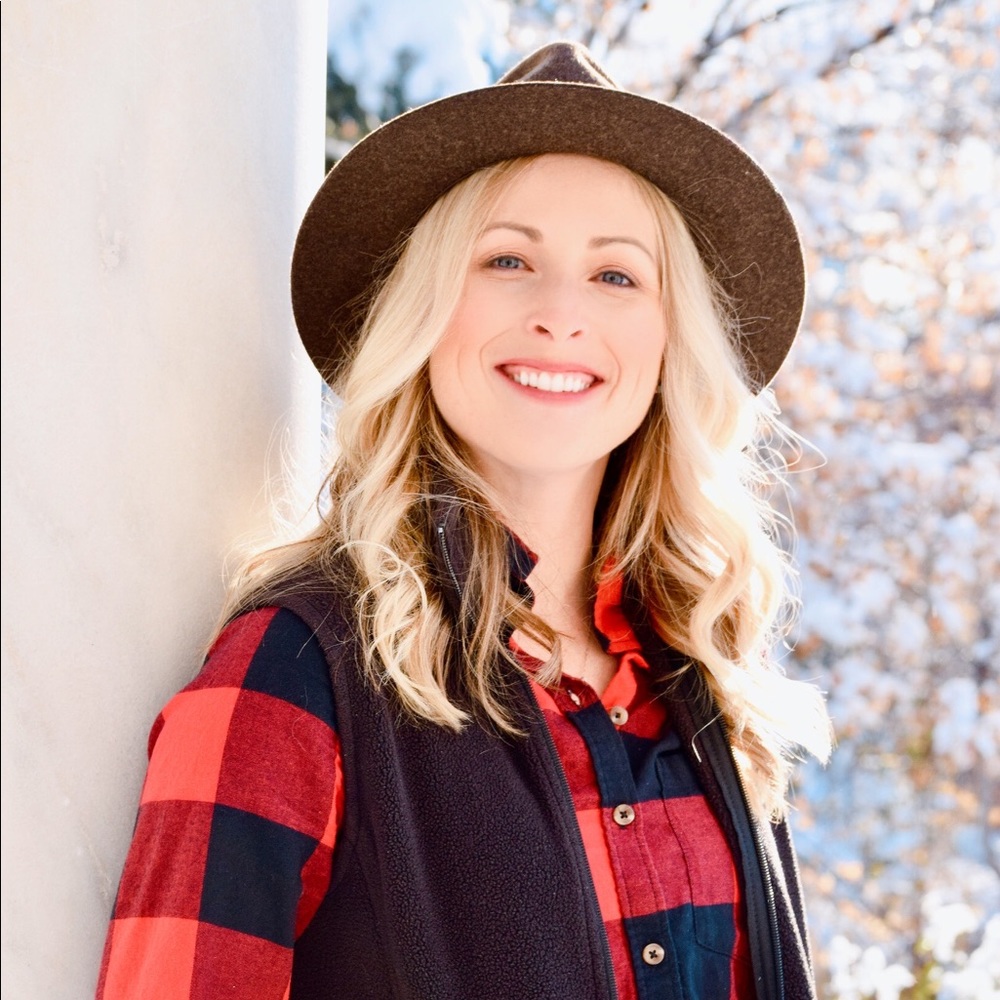 Meet your Posher, Amanda